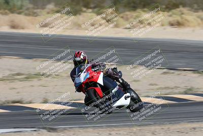 media/Nov-16-2025-Race Pace (Sun) [[8c5fa54630]]/Non Verified Riders (1st 20 Minutes)/2-Turn 10 (1010am)/